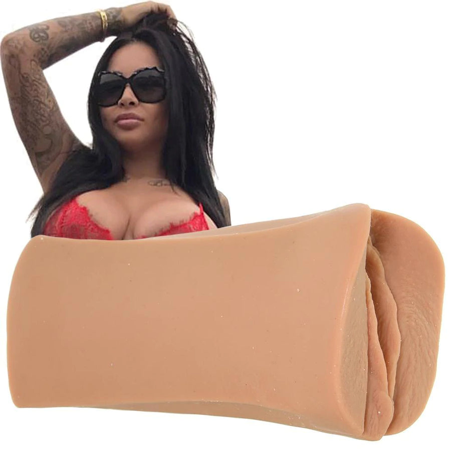 Girls Of Social Media @brittanya187 Pocket Pussy